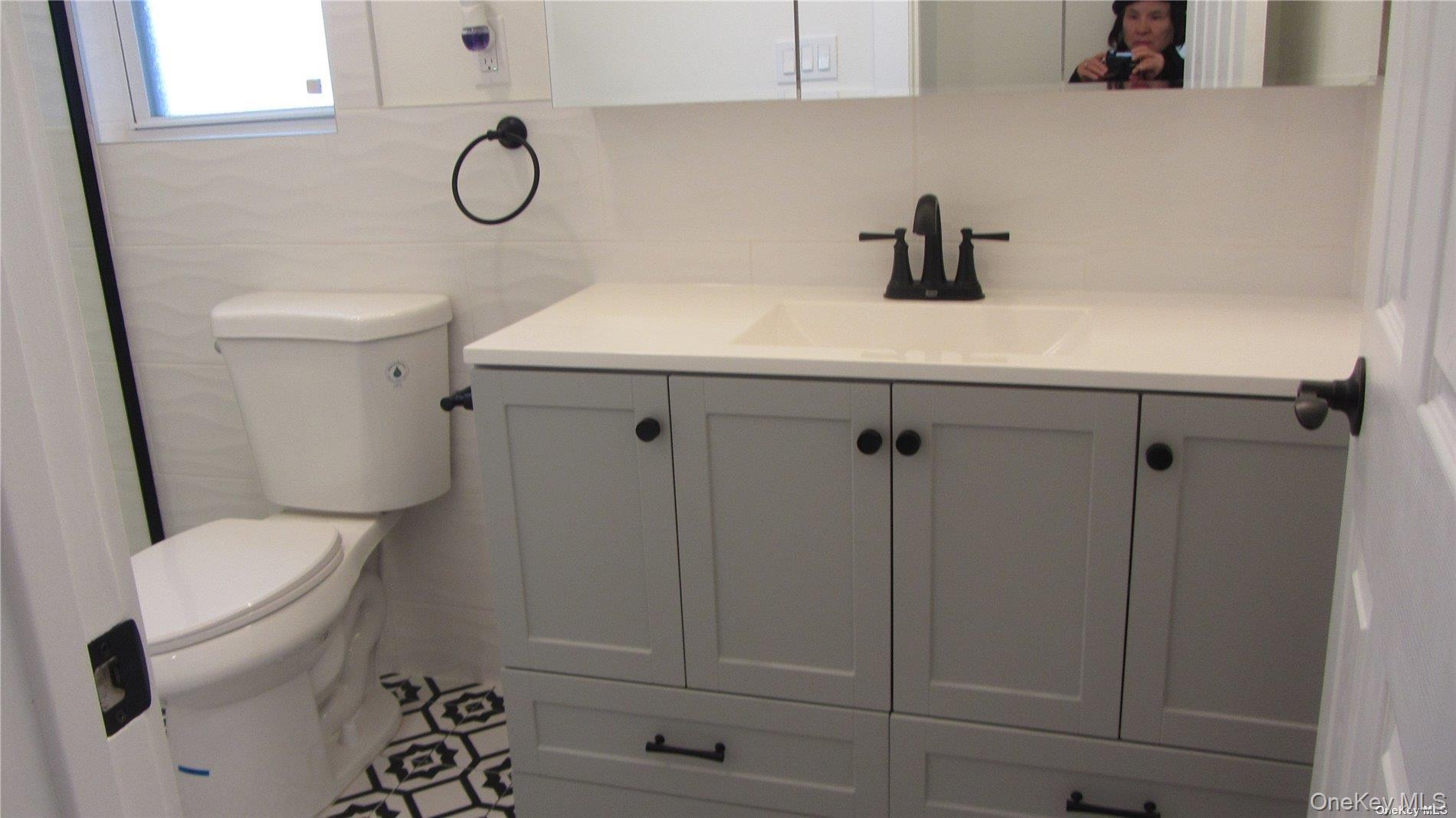 367 Columbus Parkway, Mineola, NY 11501