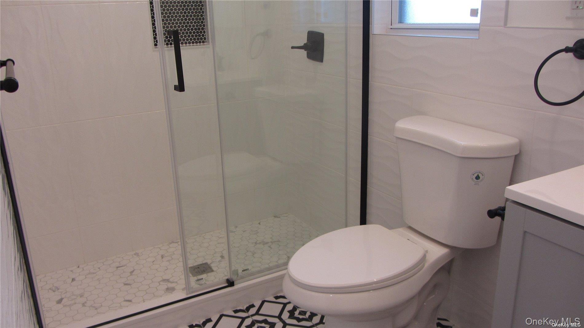 367 Columbus Parkway, Mineola, NY 11501