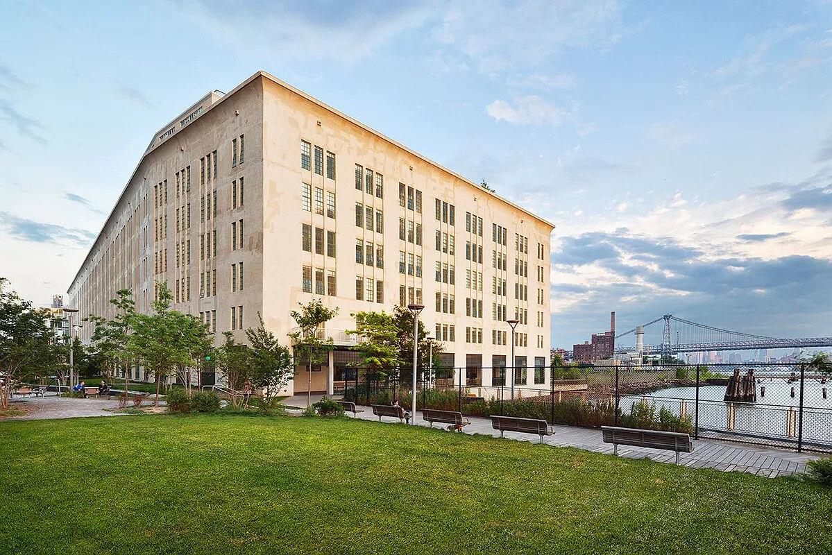 184 KENT Avenue # B612, Brooklyn, NY 11249