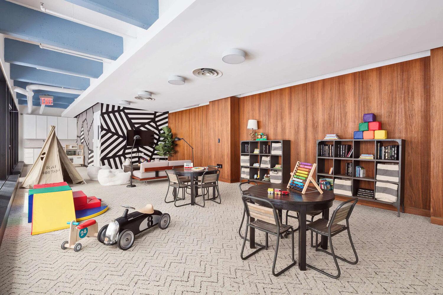 184 KENT Avenue # B612, Brooklyn, NY 11249