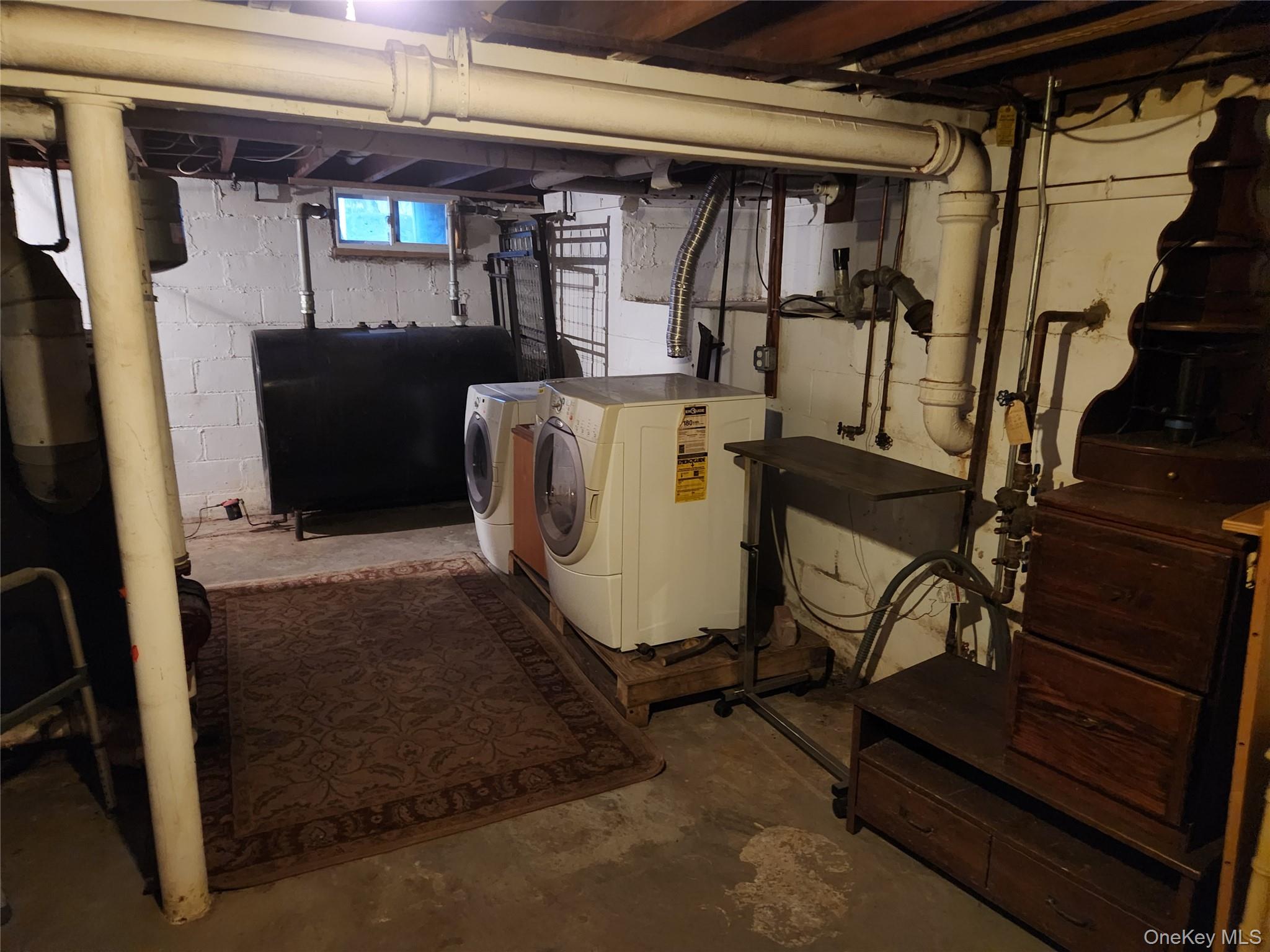 53 Riverside Drive, Riverhead, NY 11901