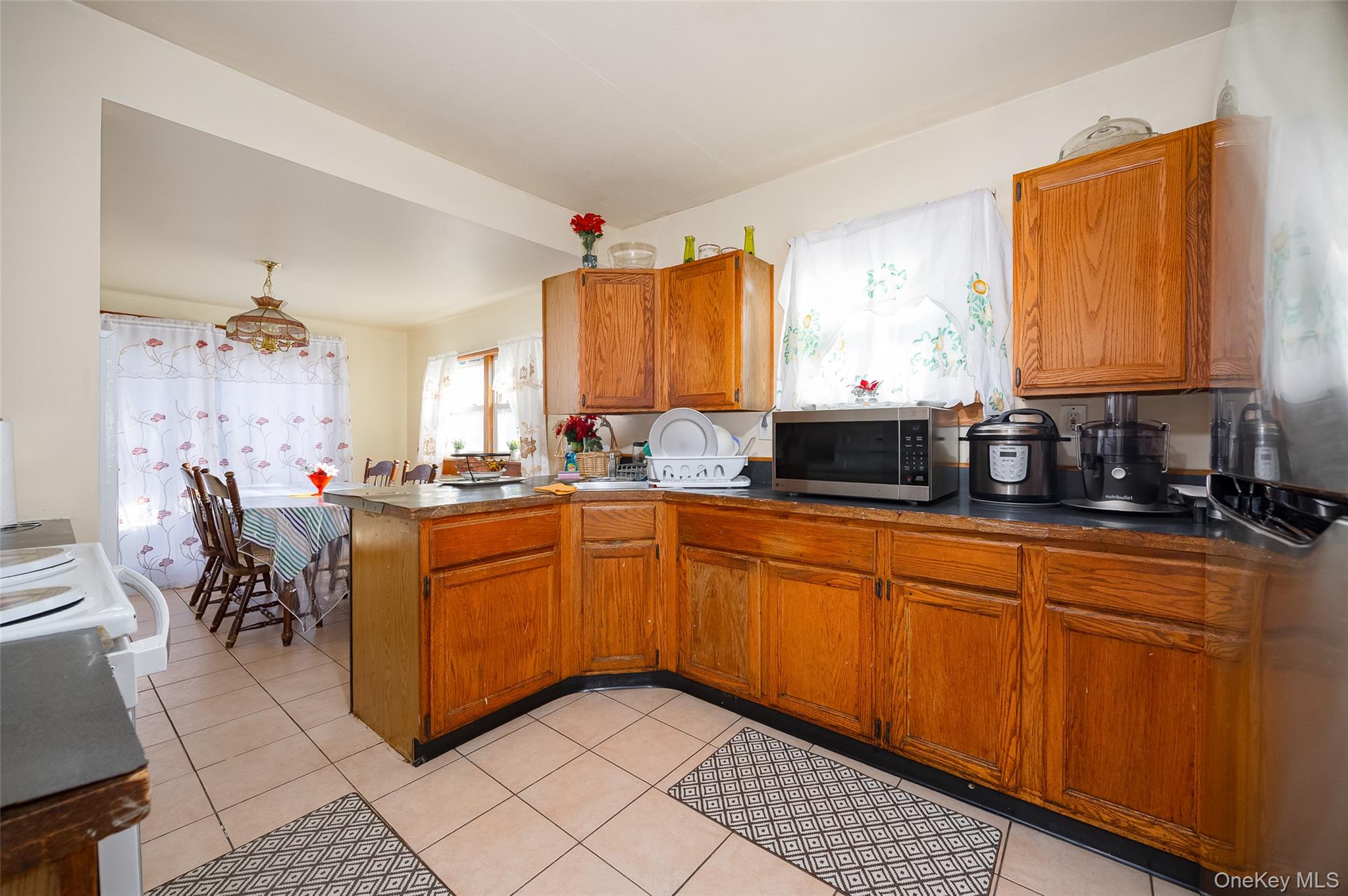 6 Poplar Street, Poughkeepsie, NY 12601