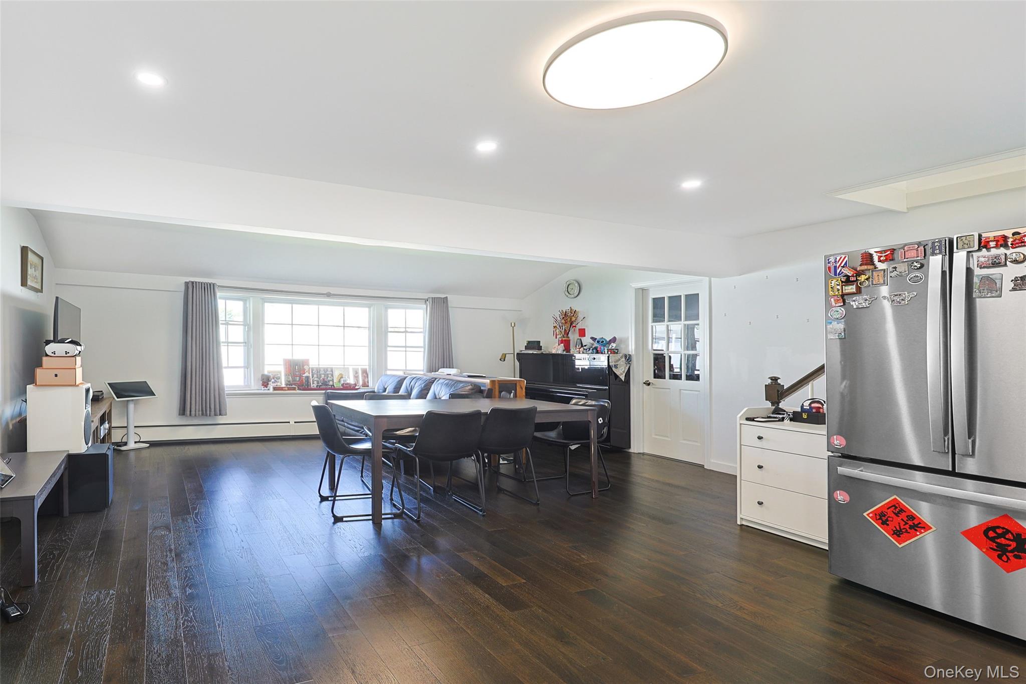 80 Cypress Lane E, Westbury, NY 11590