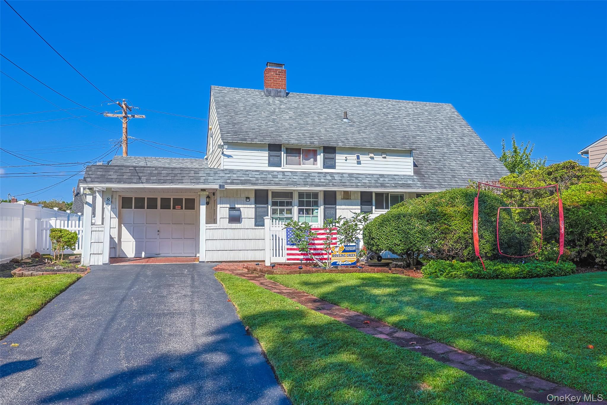 80 Cypress Lane E, Westbury, NY 11590