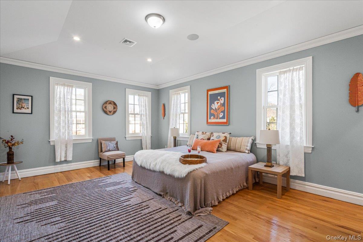 233-17 38th Drive, Douglaston, NY 11363