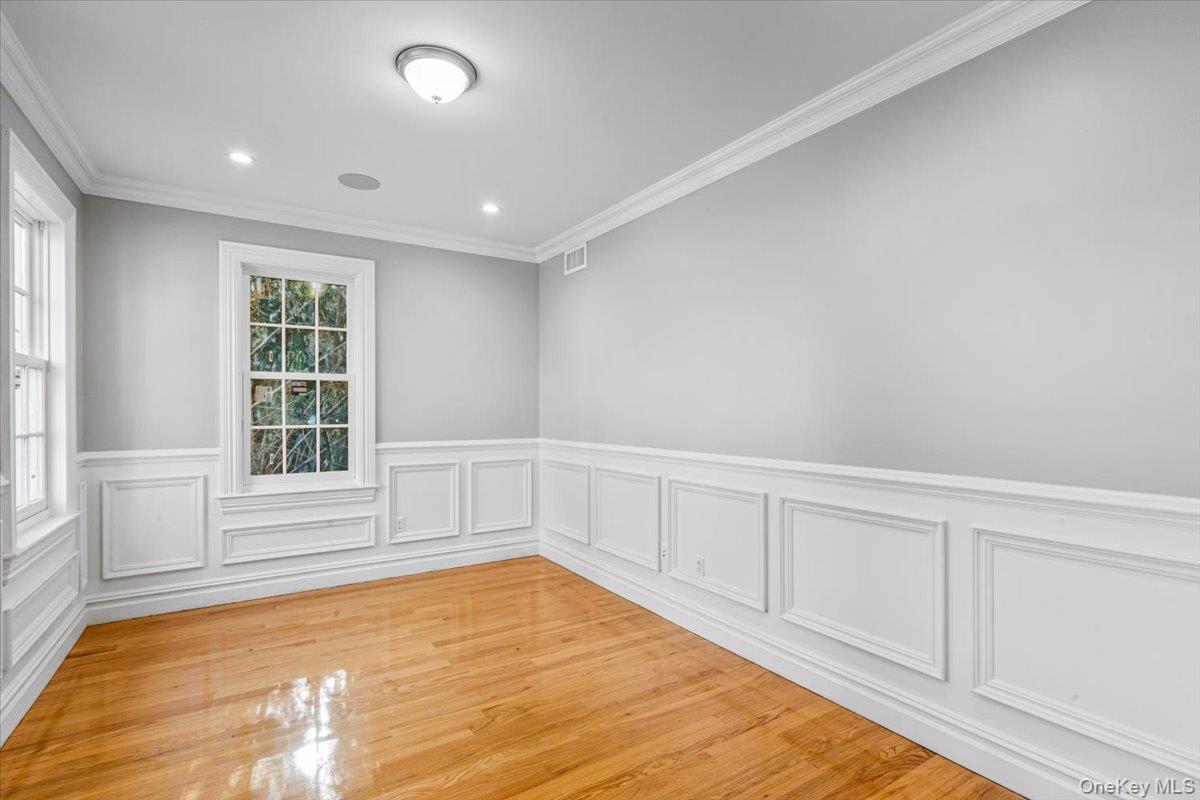 233-17 38th Drive, Douglaston, NY 11363