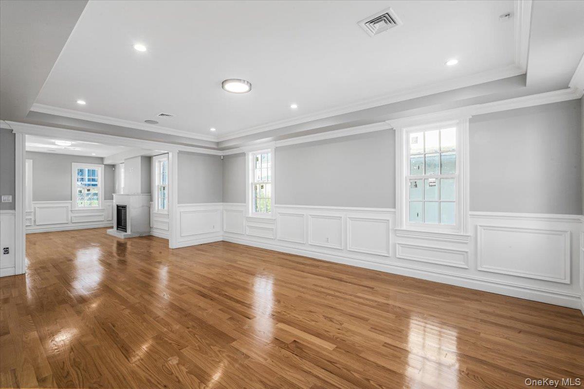 233-17 38th Drive, Douglaston, NY 11363