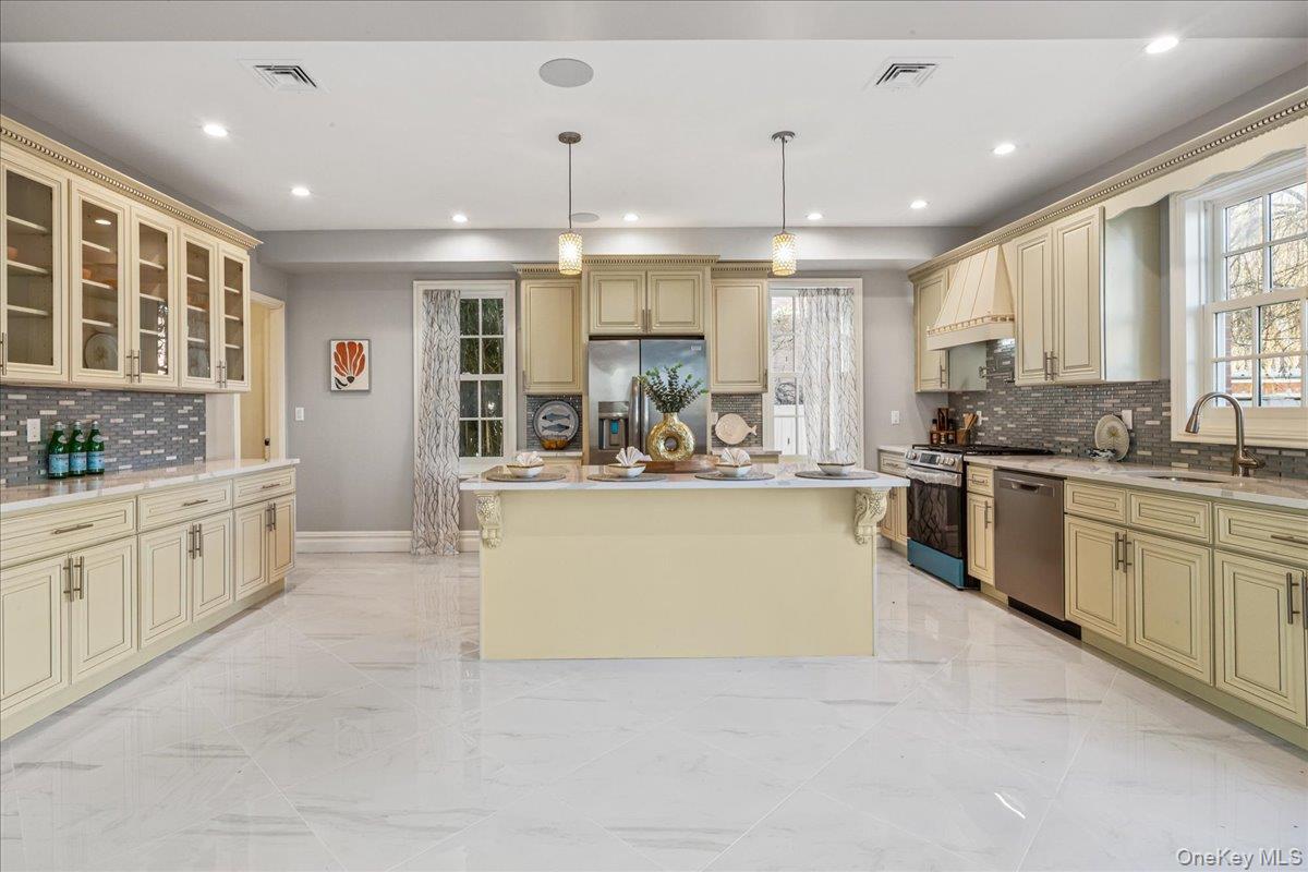 233-17 38th Drive, Douglaston, NY 11363