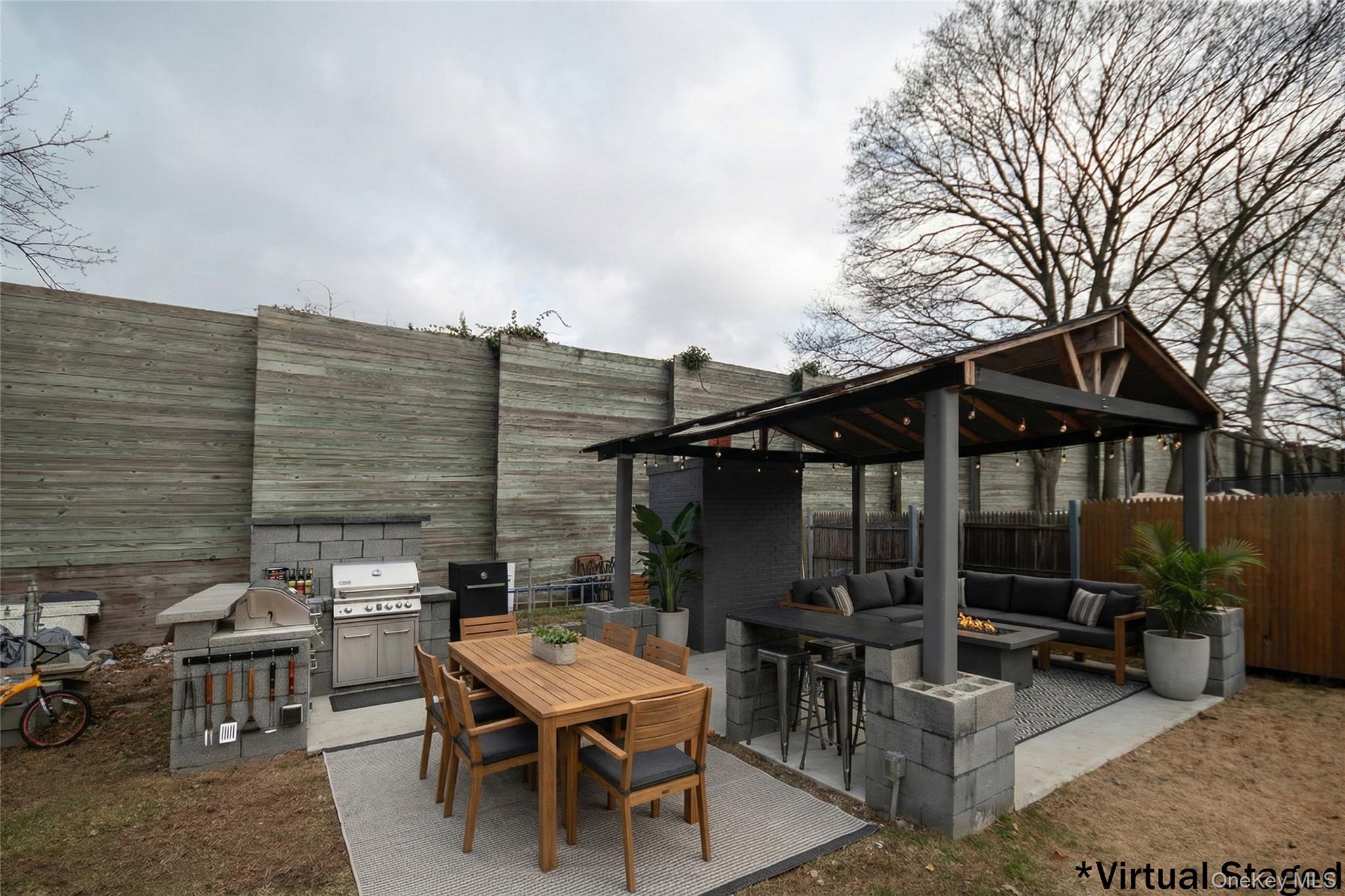 505 Madison Avenue, Brentwood, NY 11717