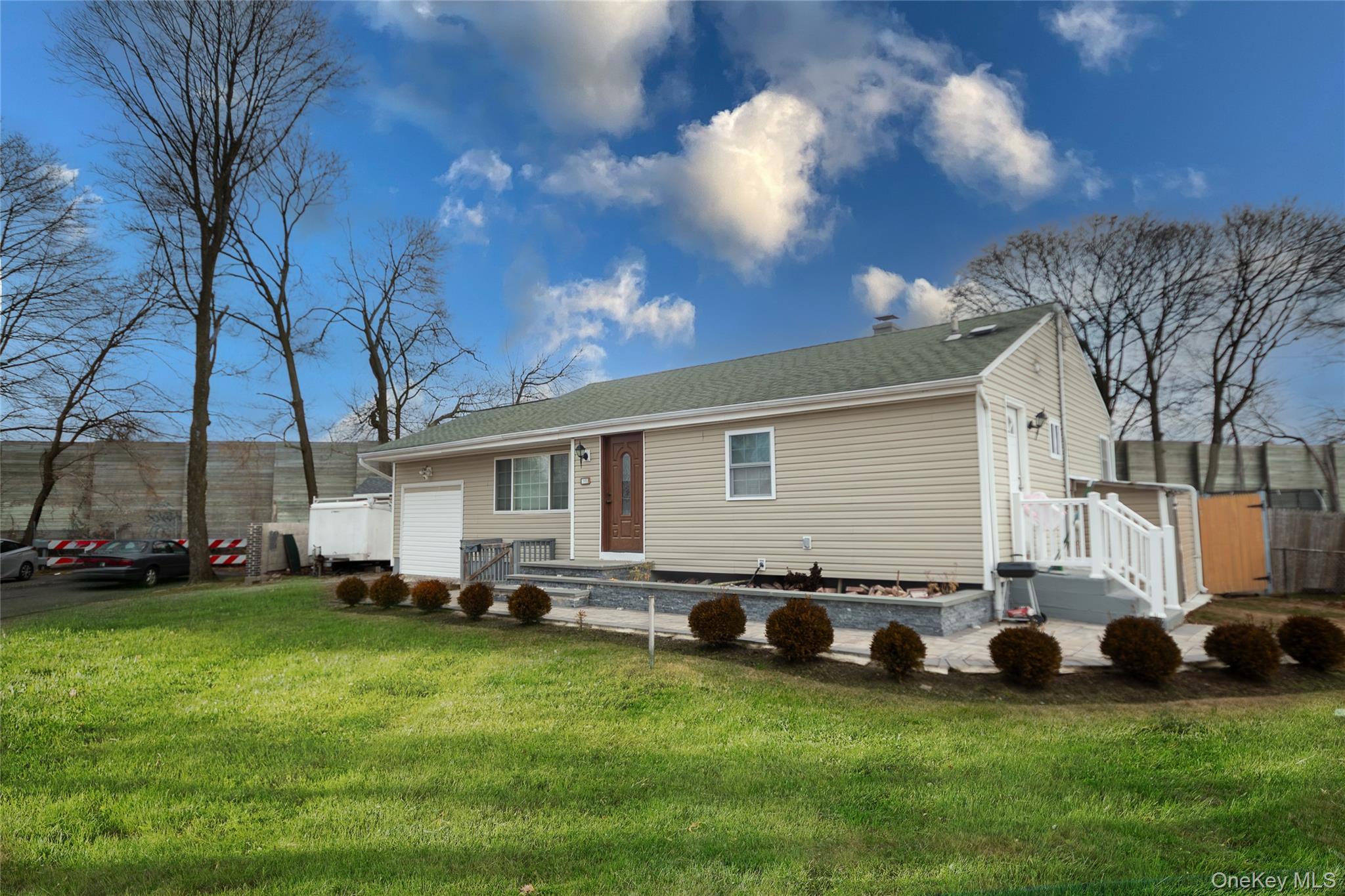 505 Madison Avenue, Brentwood, NY 11717