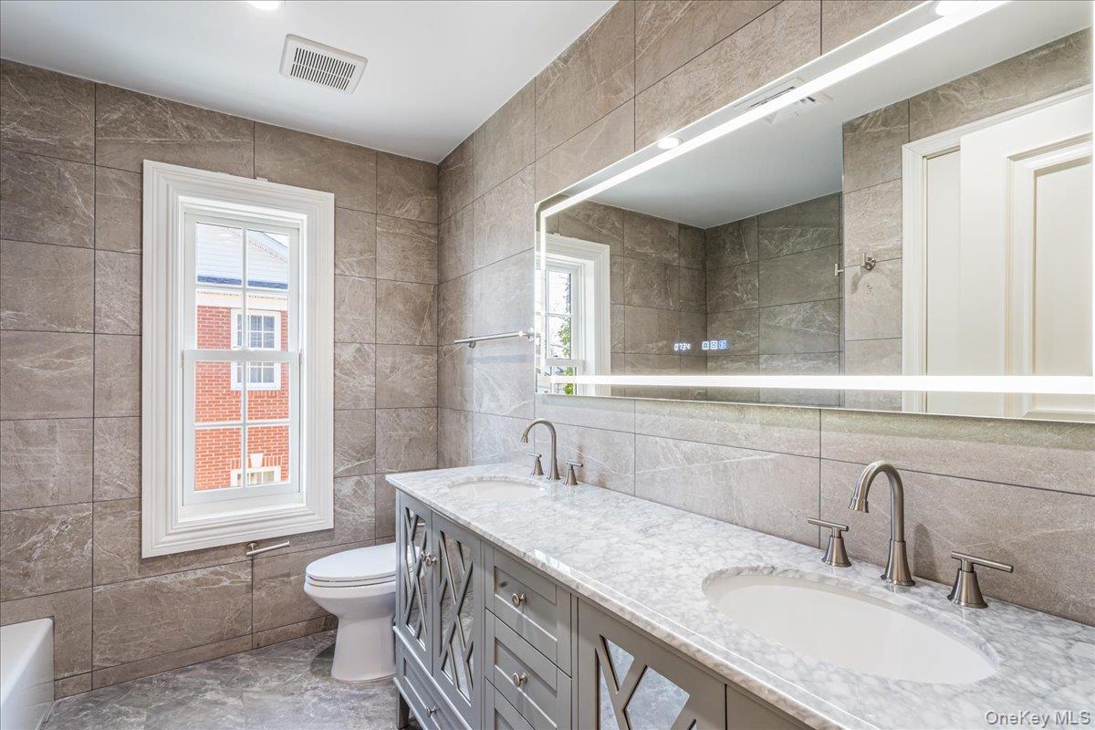 233-25 38th Drive, Douglaston, NY 11363