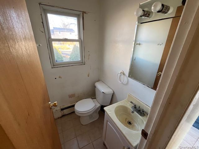 18 Lark Drive, Centereach, NY 11720