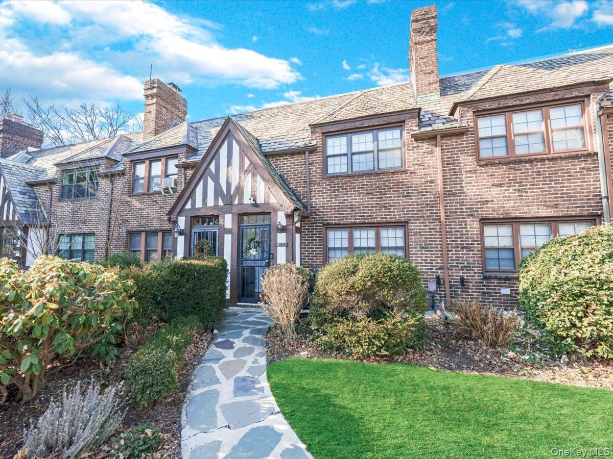 11109 75th Road, Forest Hills, NY 11375