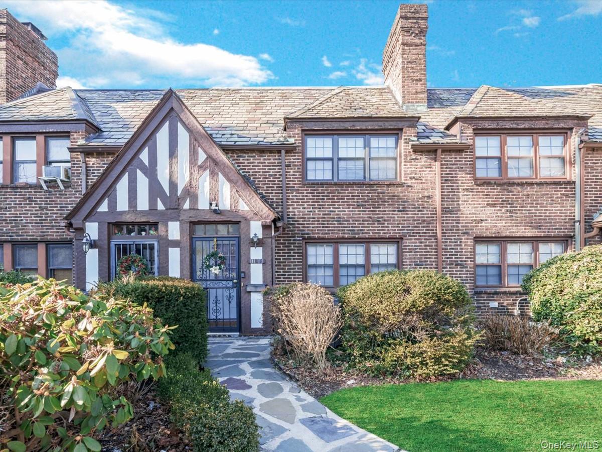 11109 75th Road, Forest Hills, NY 11375