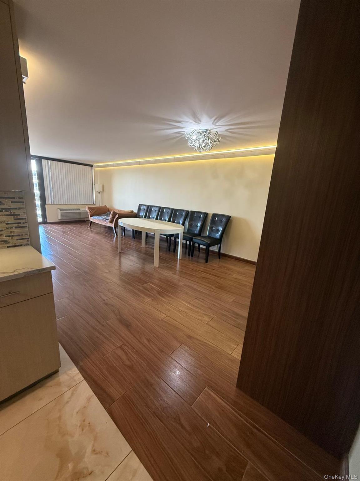 15218 Union Turnpike # 212B, Kew Garden Hills, NY 11367