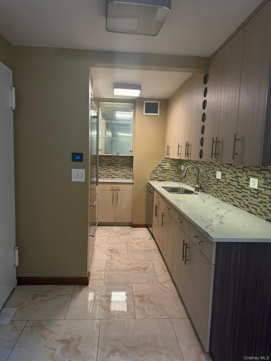 15218 Union Turnpike # 212B, Kew Garden Hills, NY 11367