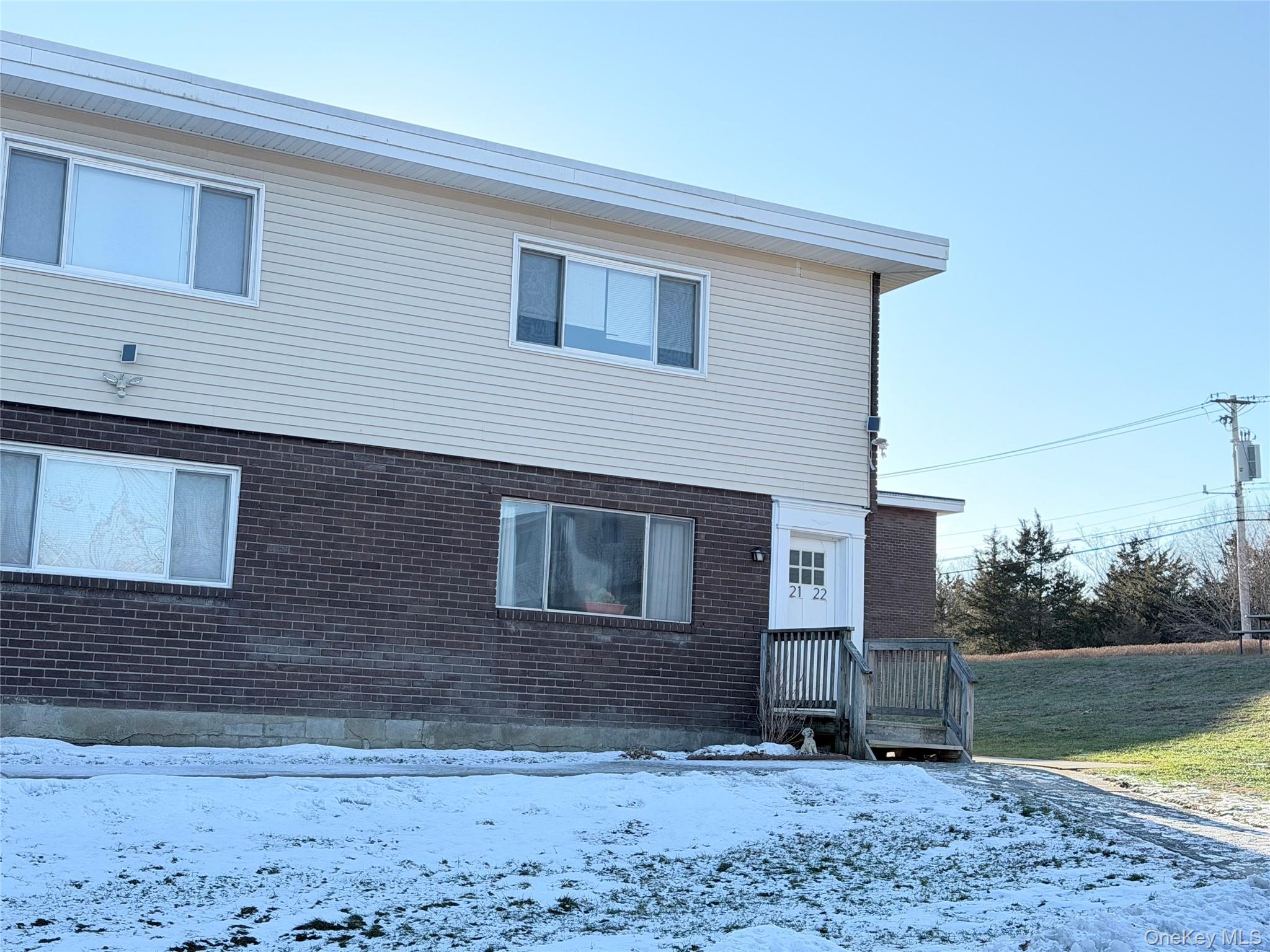 881 Albany Post Road # 21, New Paltz, NY 12561