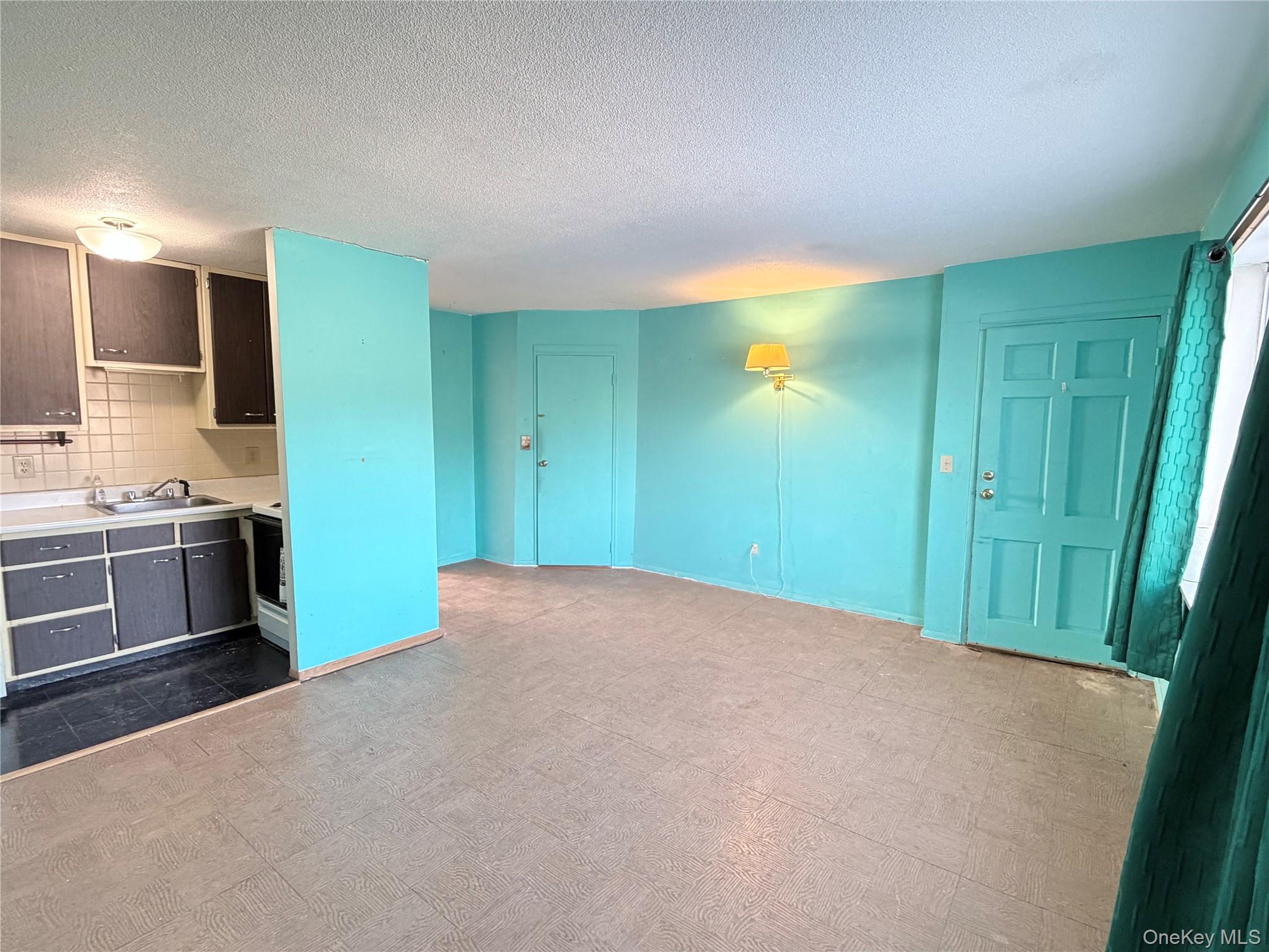 881 Albany Post Road # 21, New Paltz, NY 12561