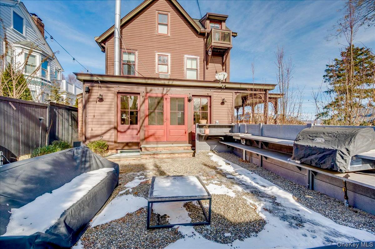 17 1st Avenue, Nyack, NY 10960