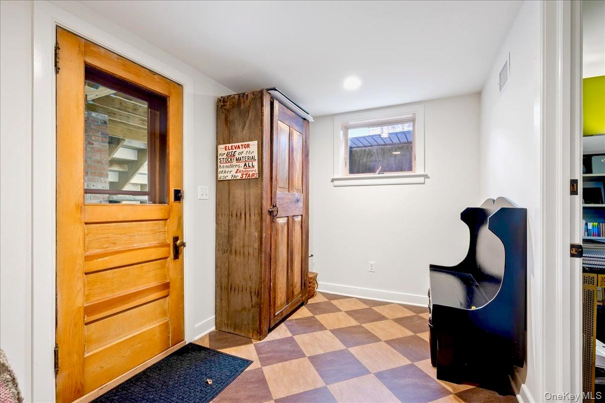 17 1st Avenue, Nyack, NY 10960