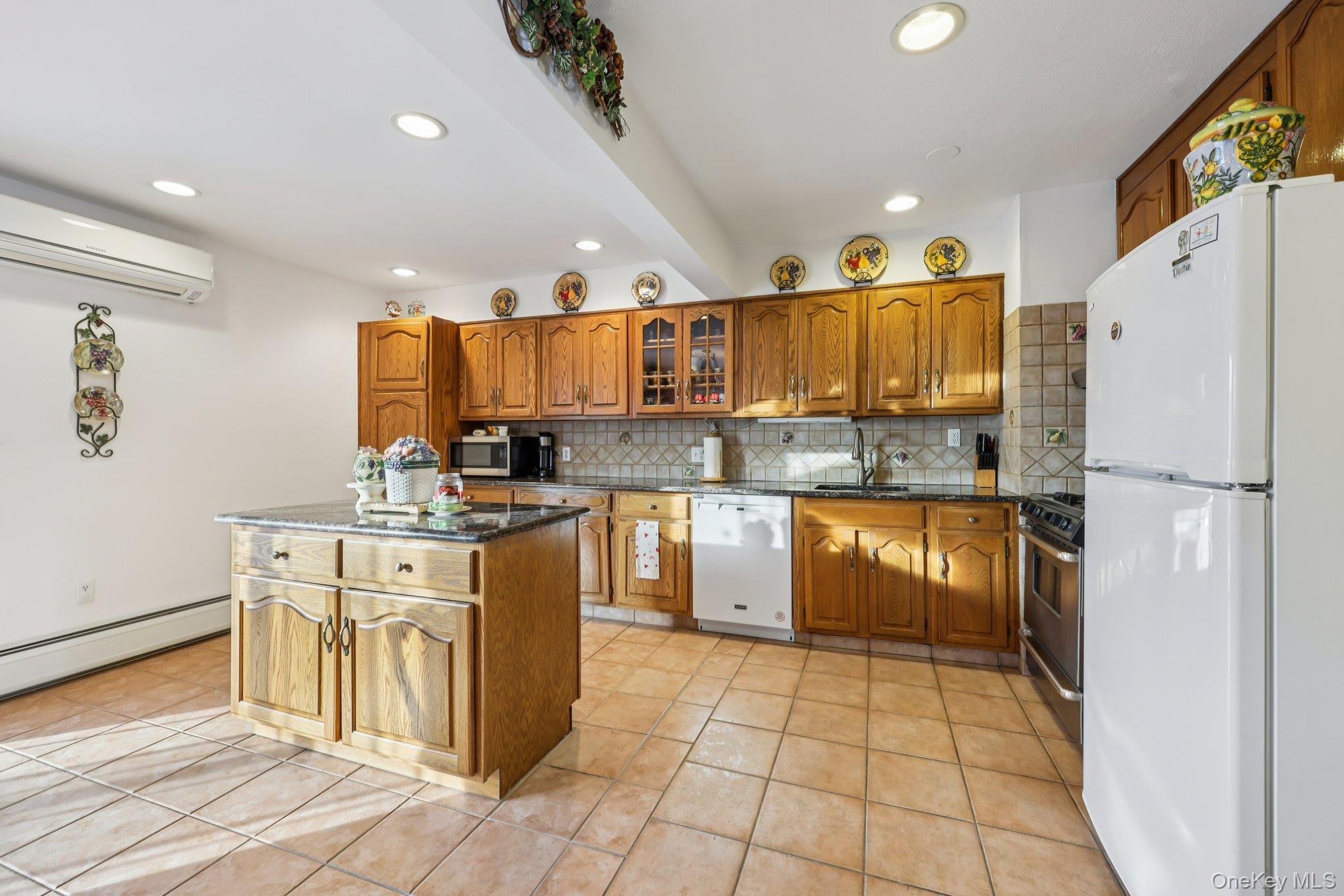 375 Laurel Road, Pearl River, NY 10965