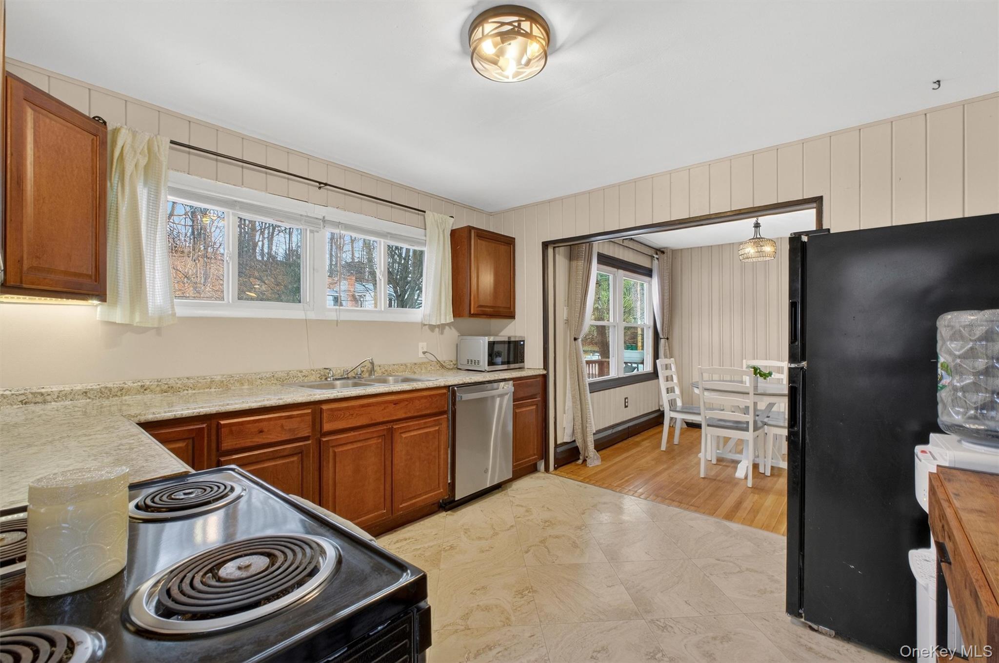 44 Legion Road, Poughkeepsie, NY 12601