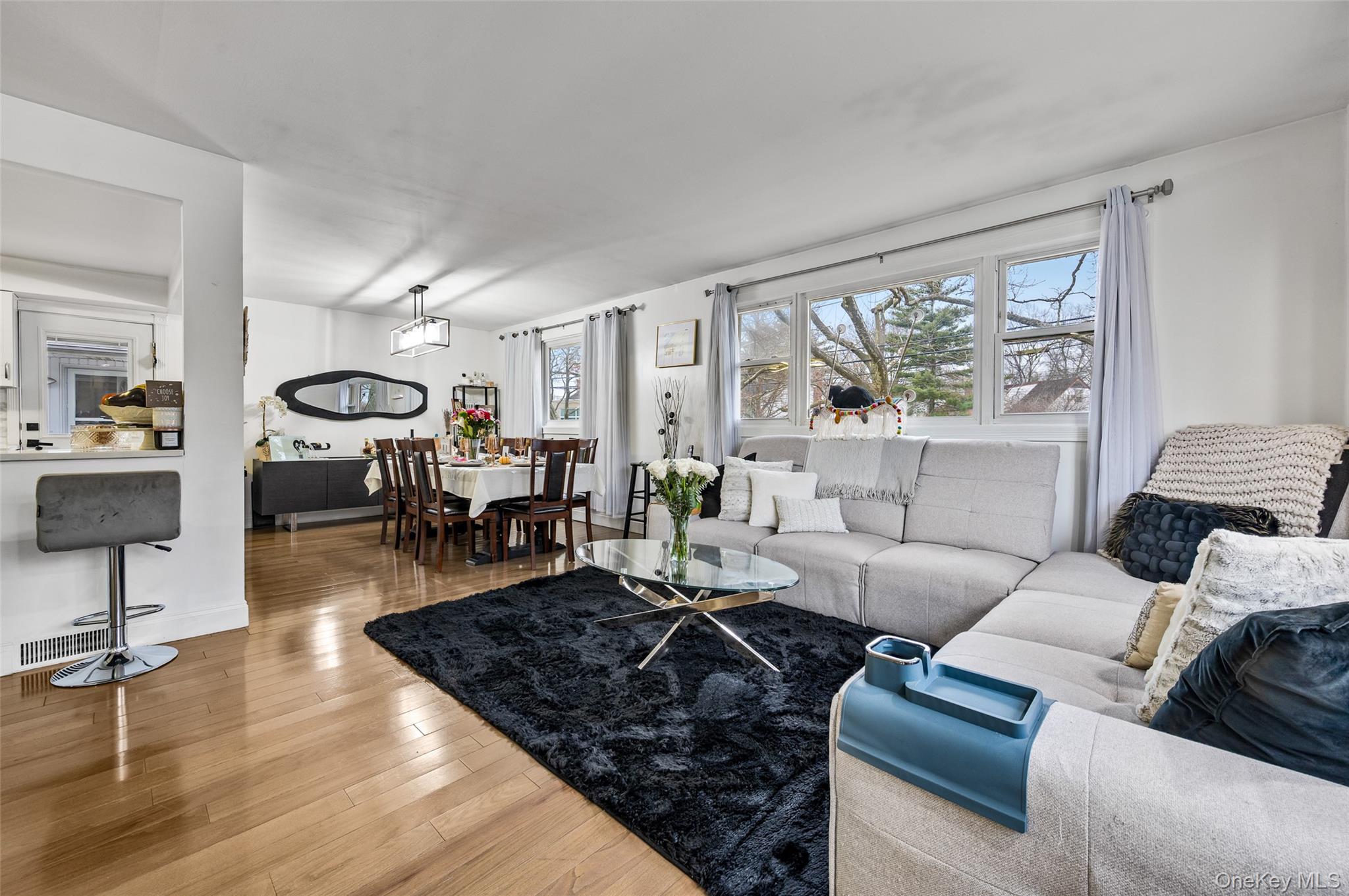 1016 Westwood Road, Woodmere, NY 11598