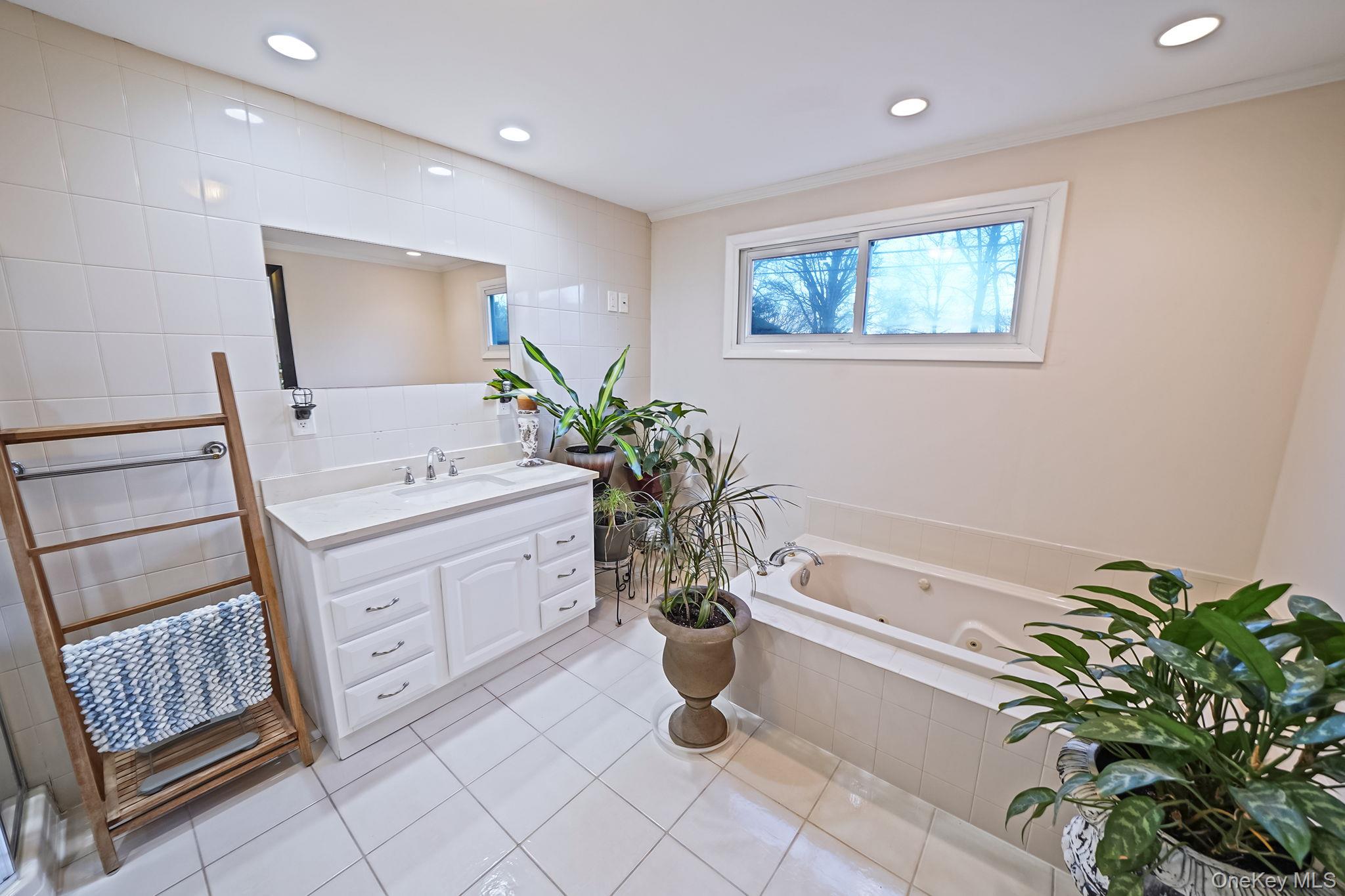 26 Neptune Road, Rocky Point, NY 11778