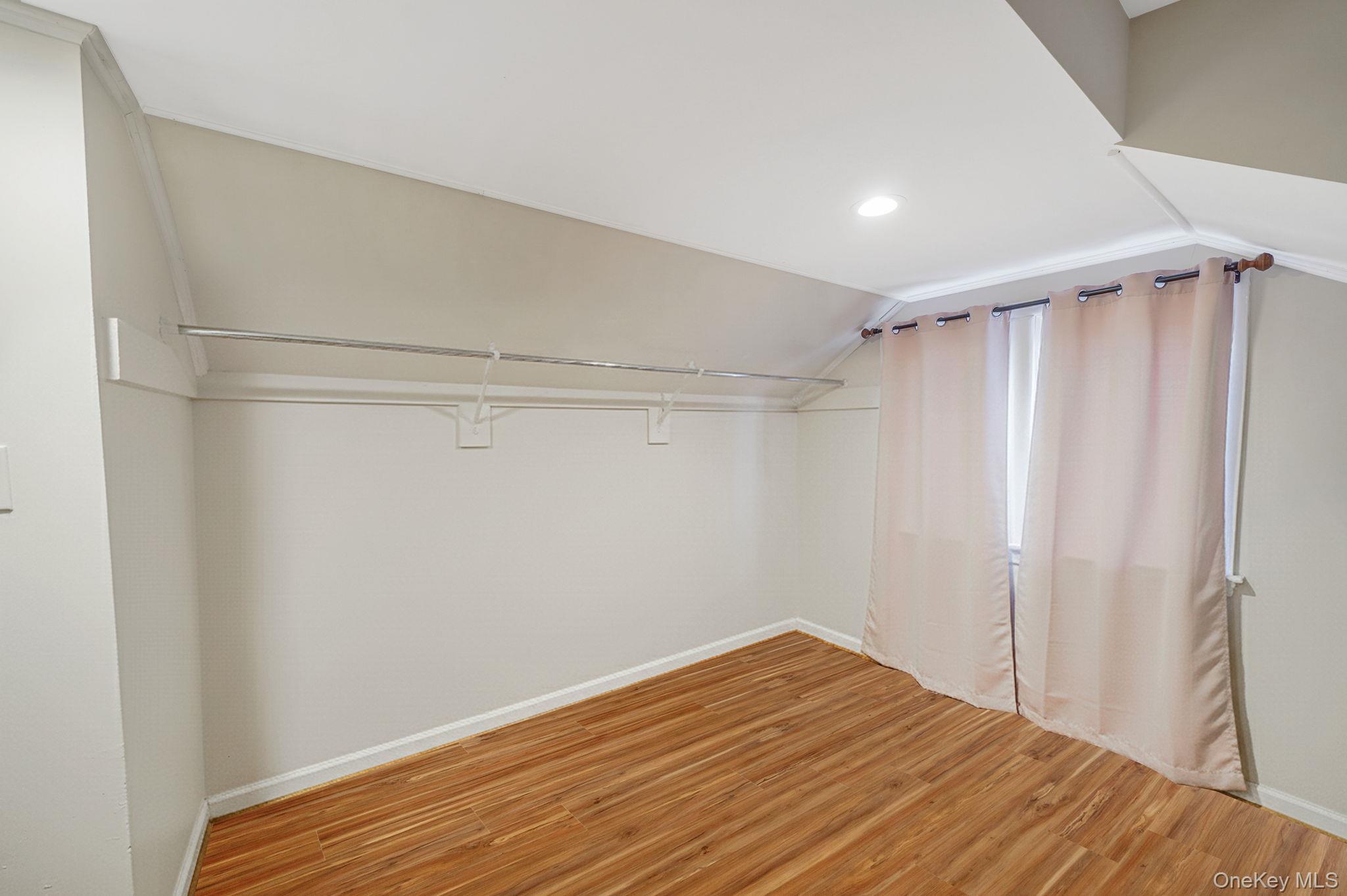 26 Neptune Road, Rocky Point, NY 11778