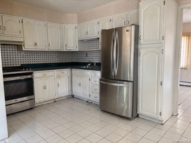 94 Rosemary Lane, Centereach, NY 11720