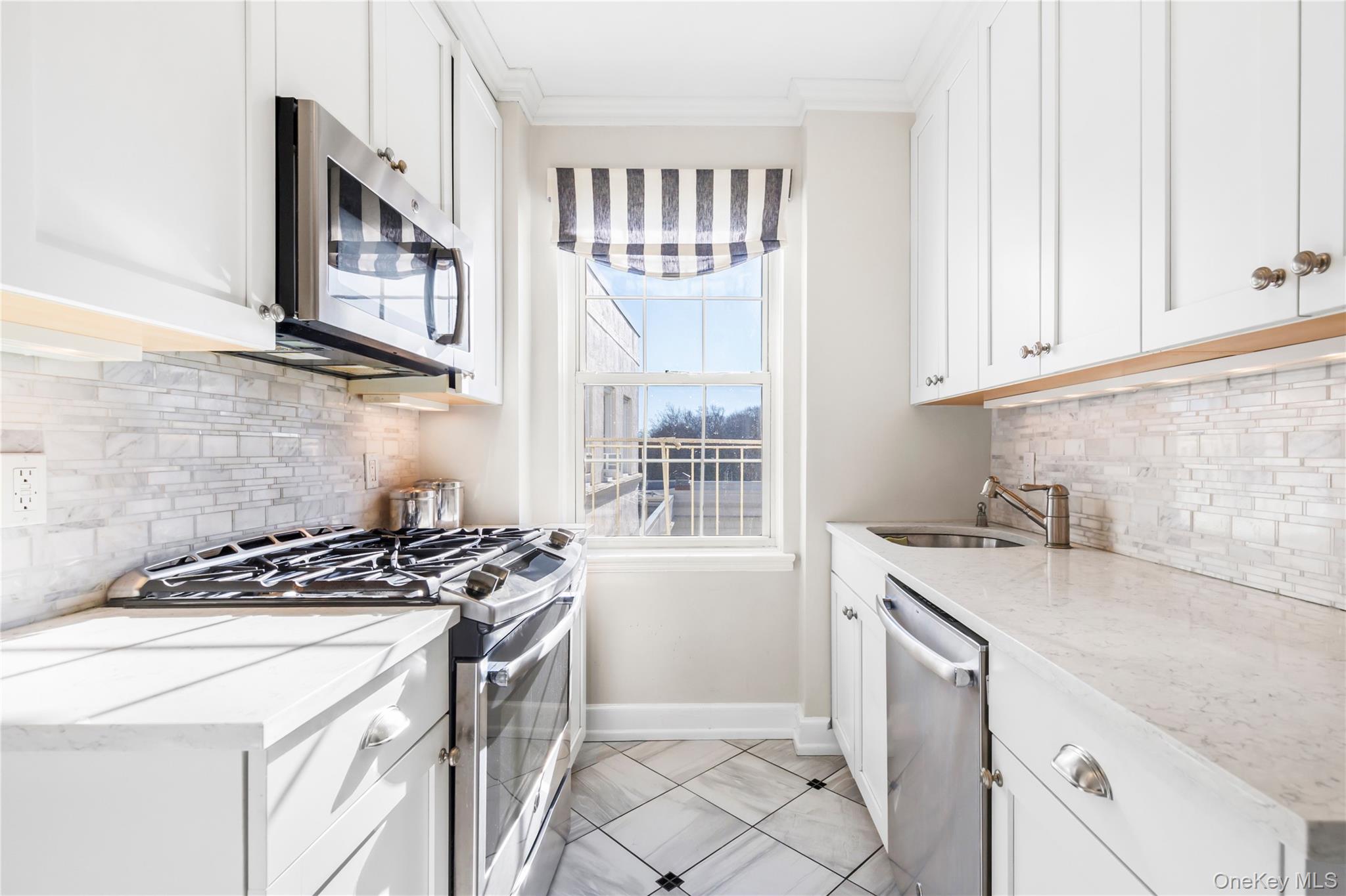 10 Brooklands # 5F, Bronxville, NY 10708