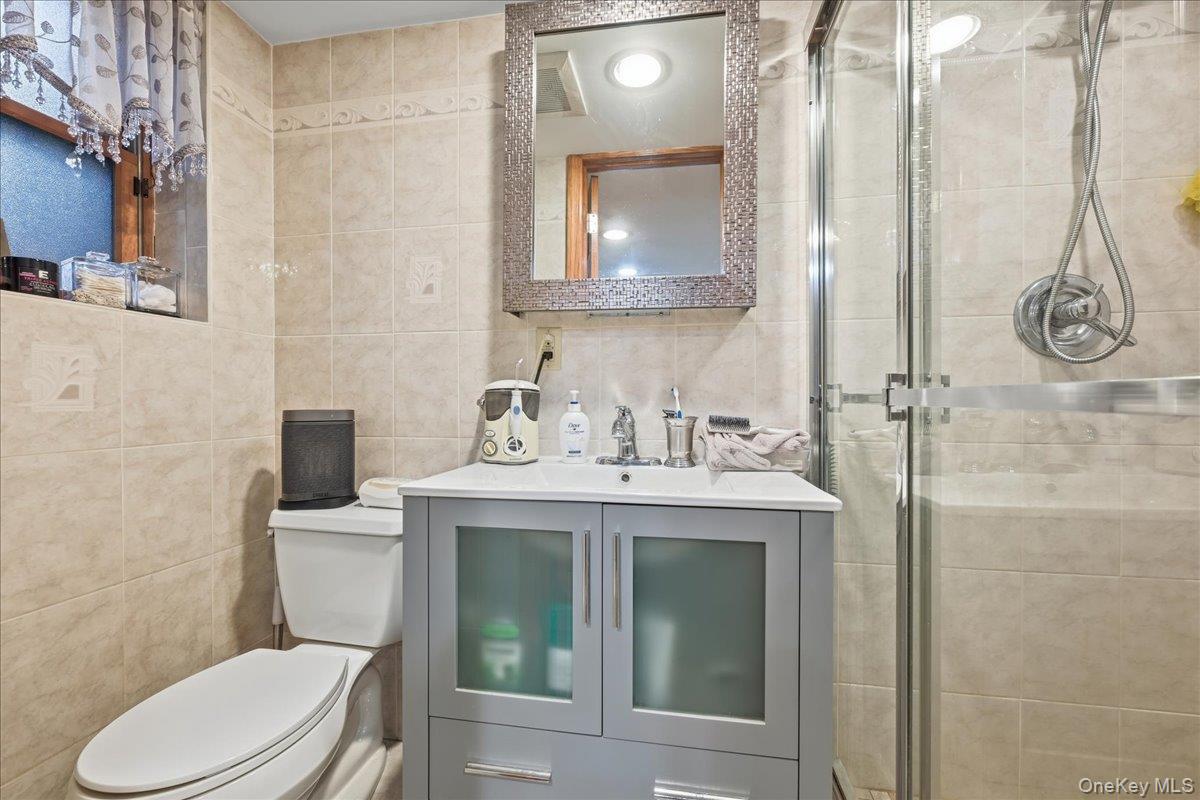 63-45 77th Place, Middle Village, NY 11379