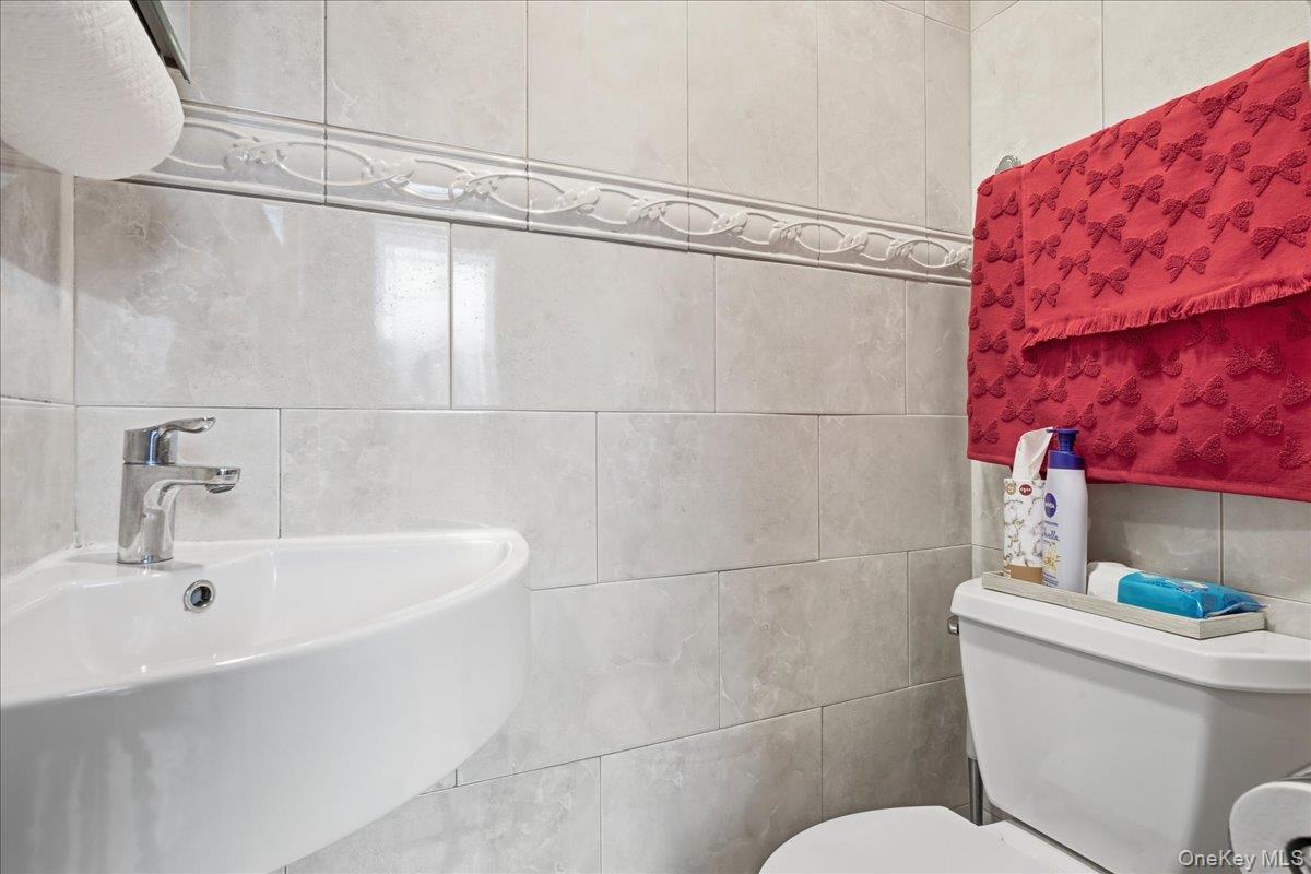 63-45 77th Place, Middle Village, NY 11379