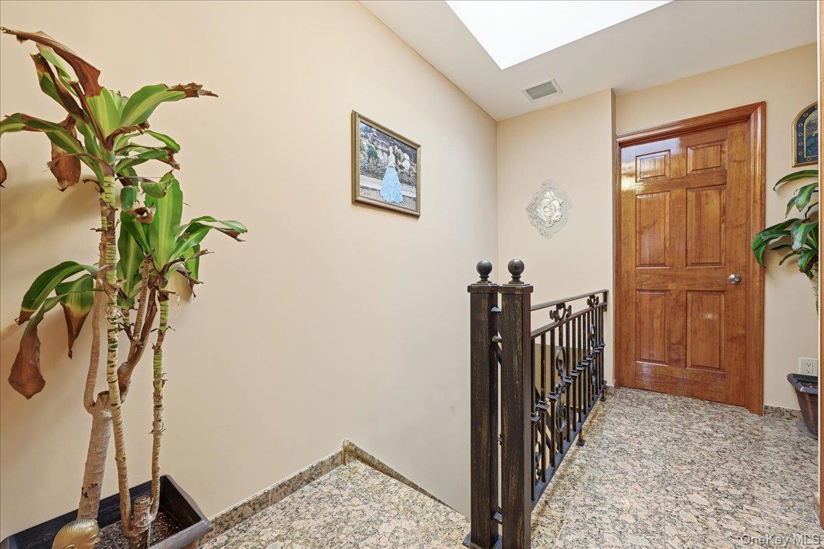 63-45 77th Place, Middle Village, NY 11379