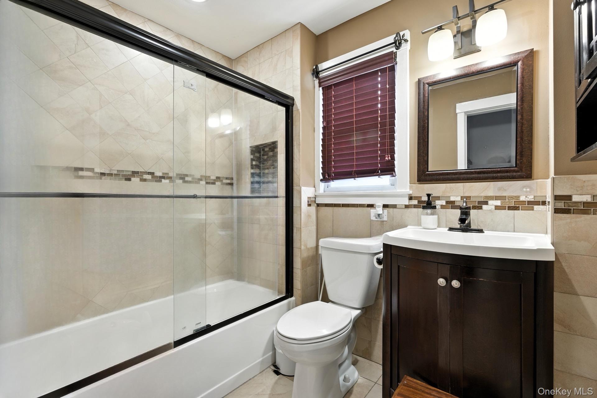 40 Hendrickson Avenue, Lynbrook, NY 11563