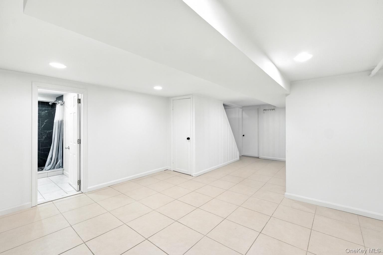 40 Hendrickson Avenue, Lynbrook, NY 11563