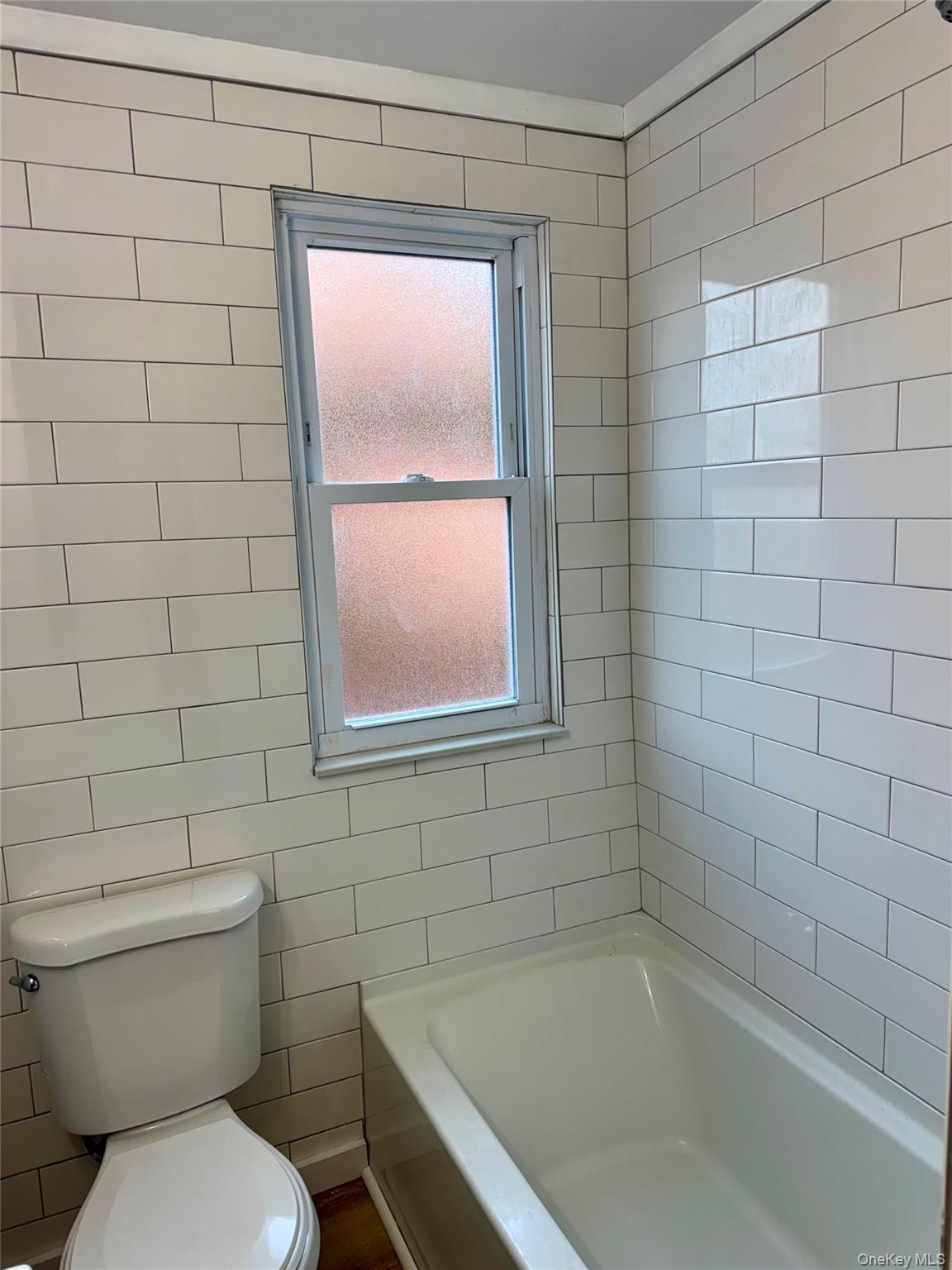 39 Innis Avenue, Poughkeepsie, NY 12601