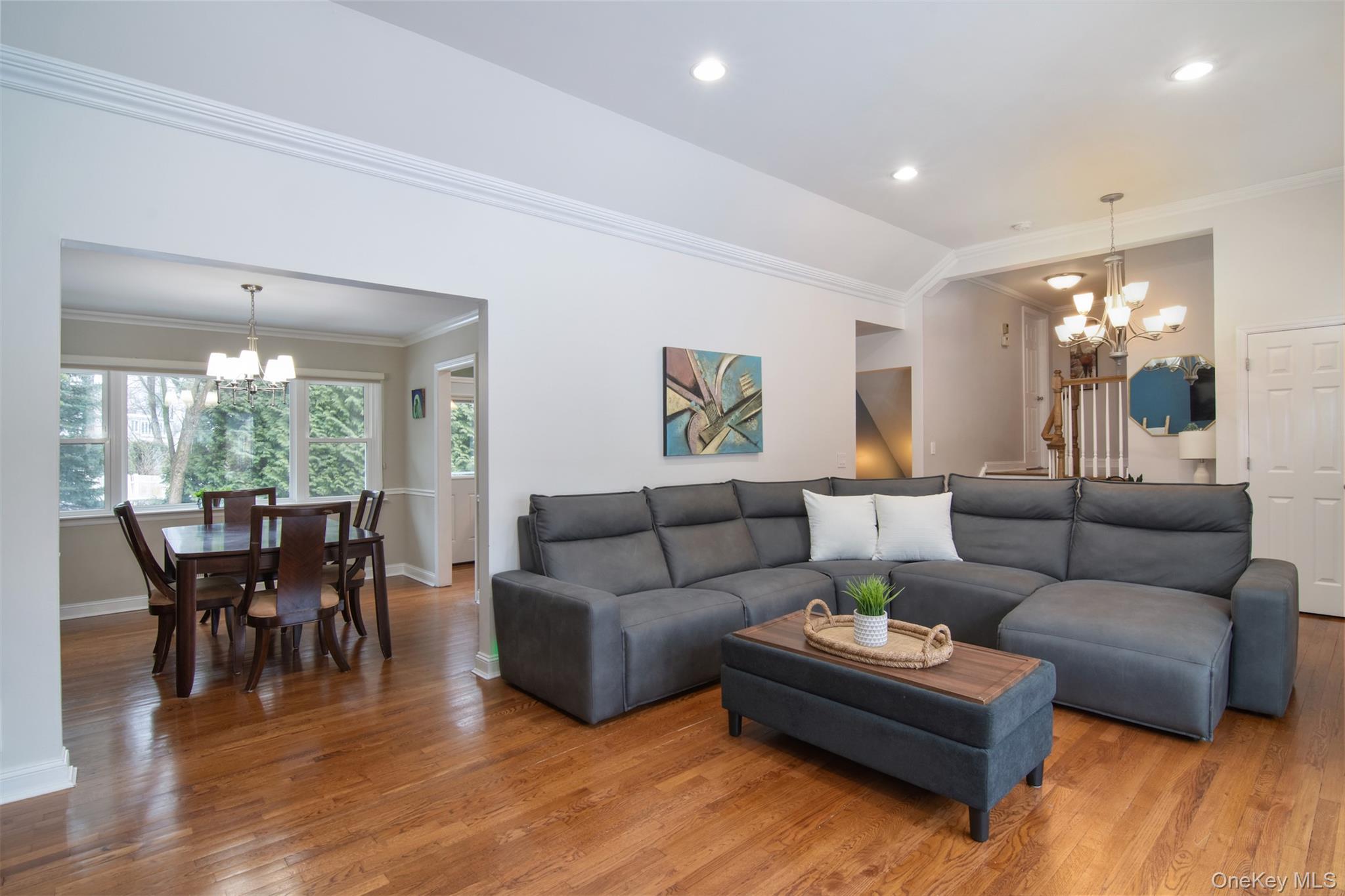 99 Amherst Drive, New Rochelle, NY 10804