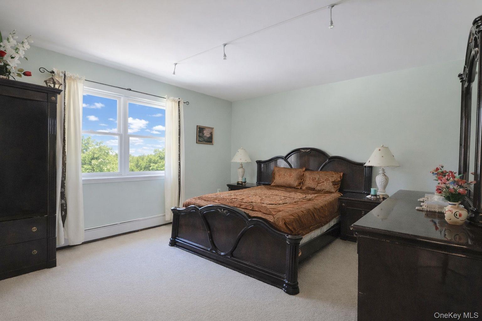 9 Mount Ridge Court, Monroe, NY 10950