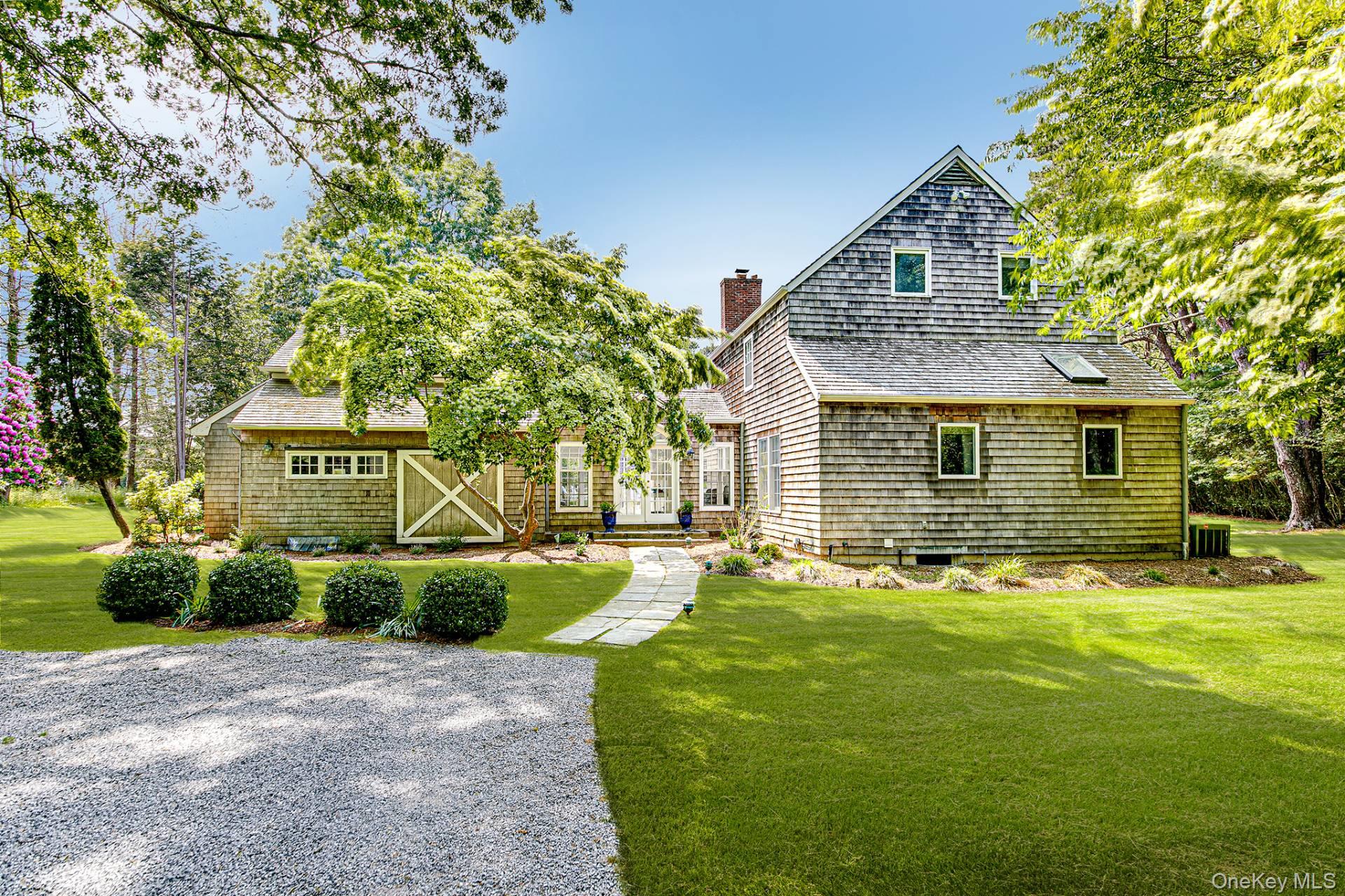 35 Green Hollow Road, East Hampton, NY 11937