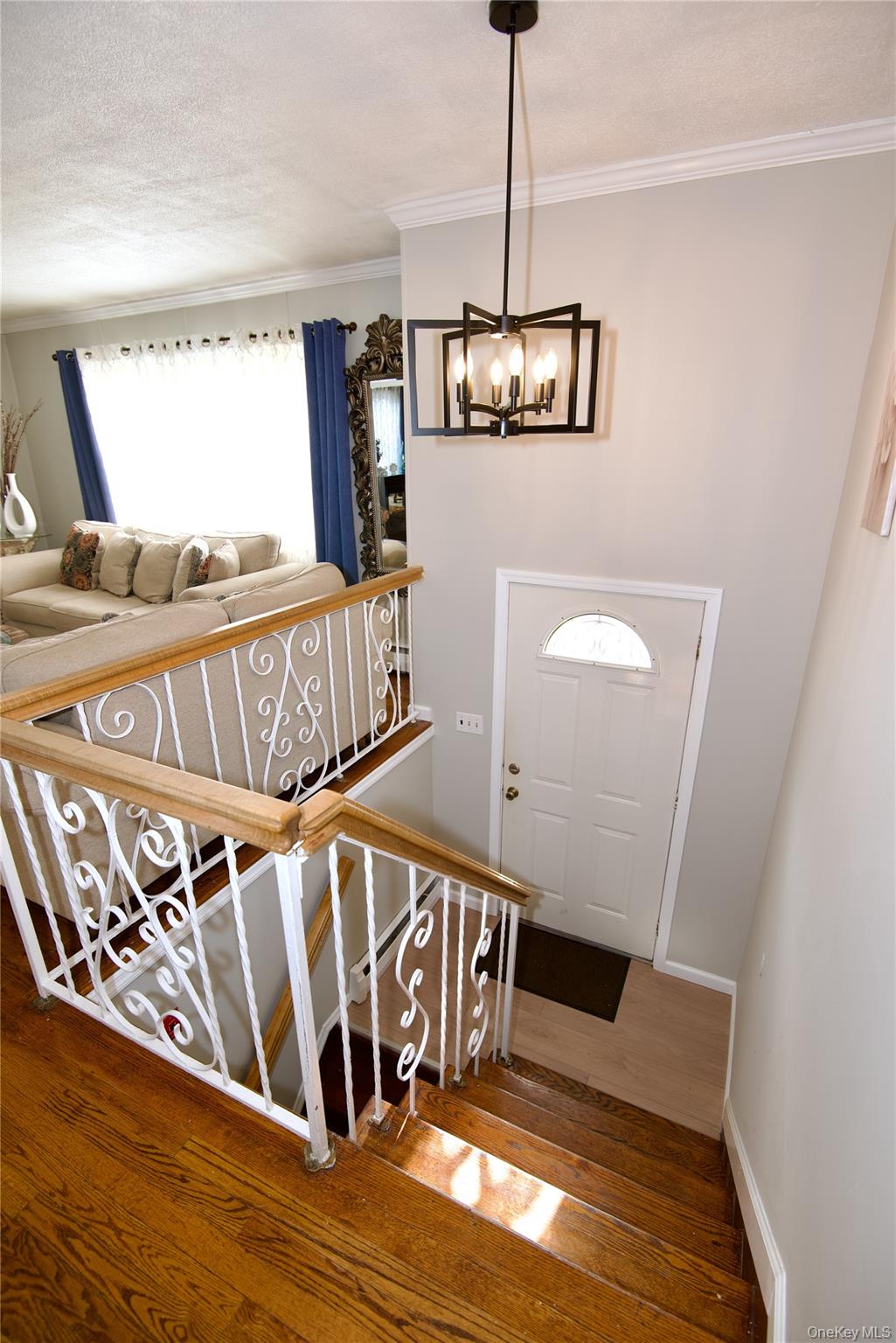 528 14th Street, West Babylon, NY 11704