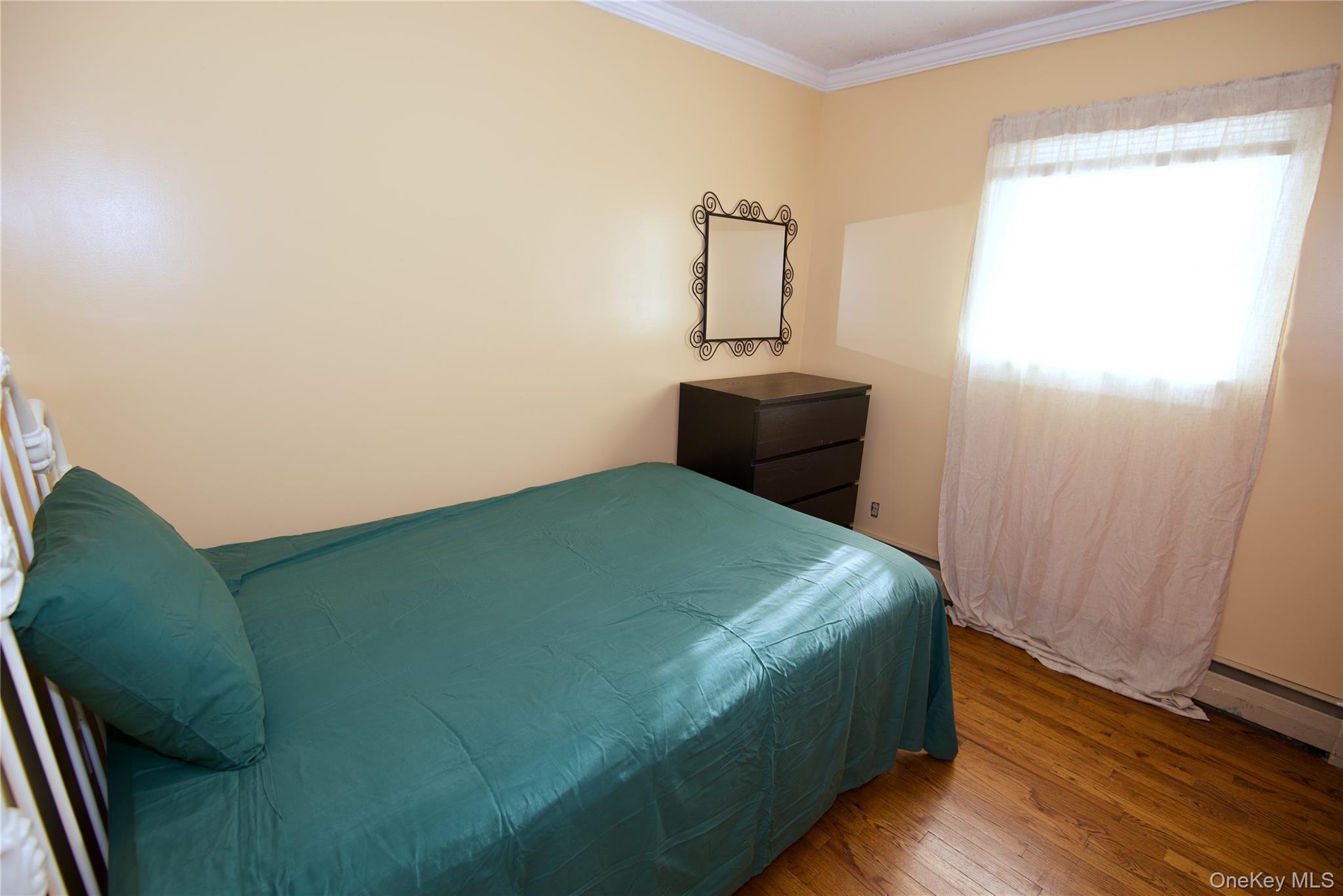 528 14th Street, West Babylon, NY 11704