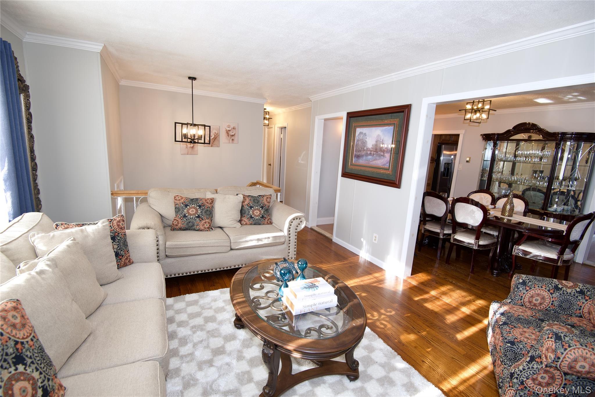 528 14th Street, West Babylon, NY 11704