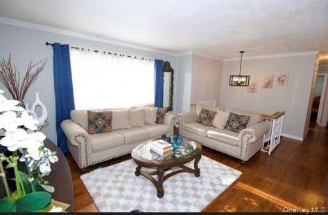 528 14th Street, West Babylon, NY 11704