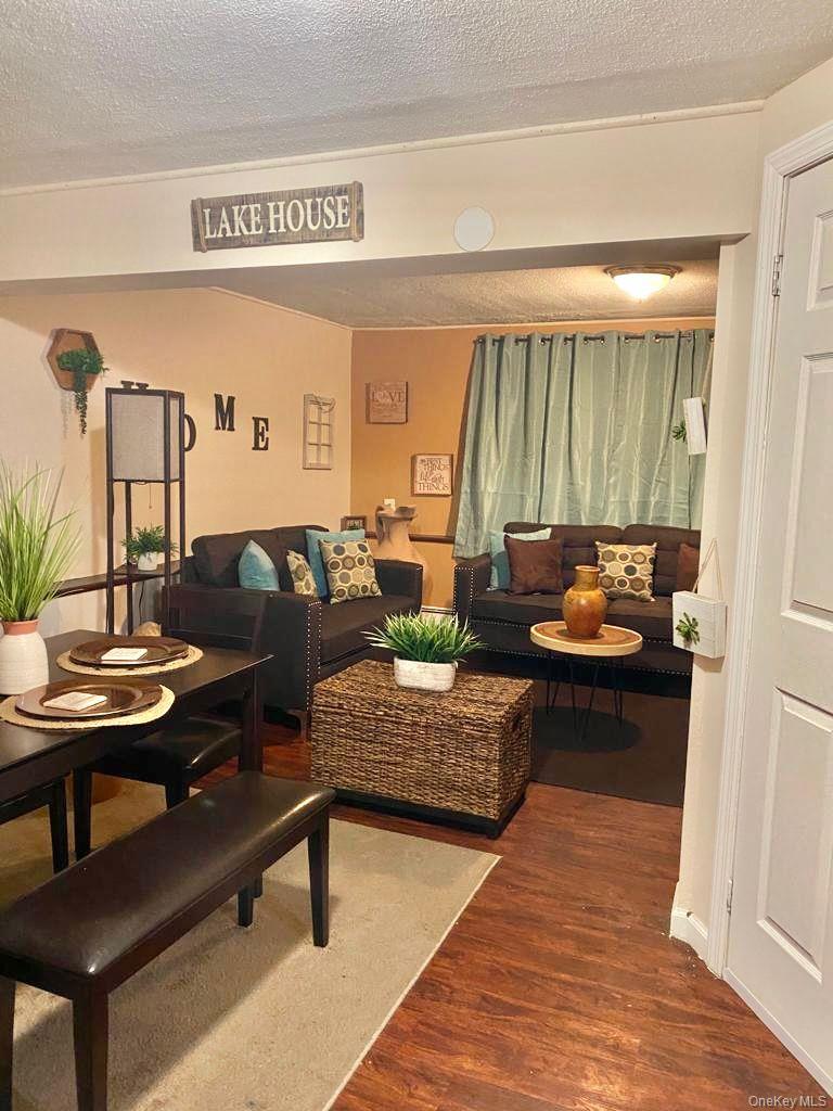 528 14th Street, West Babylon, NY 11704