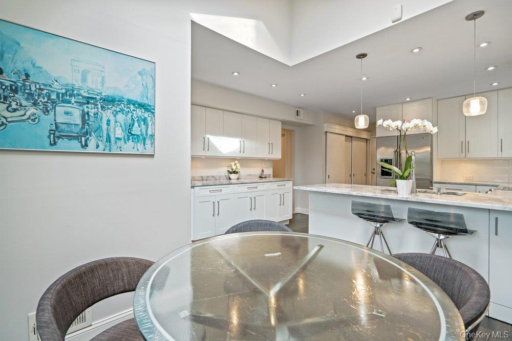 230 Hamlet Drive, Jericho, NY 11753