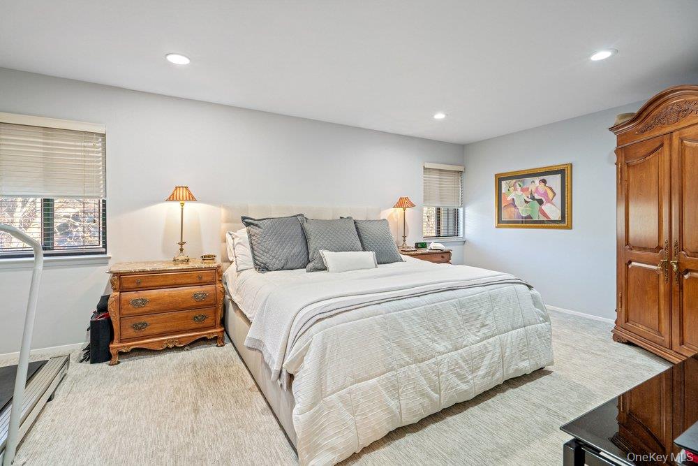 230 Hamlet Drive, Jericho, NY 11753