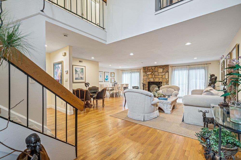 230 Hamlet Drive, Jericho, NY 11753