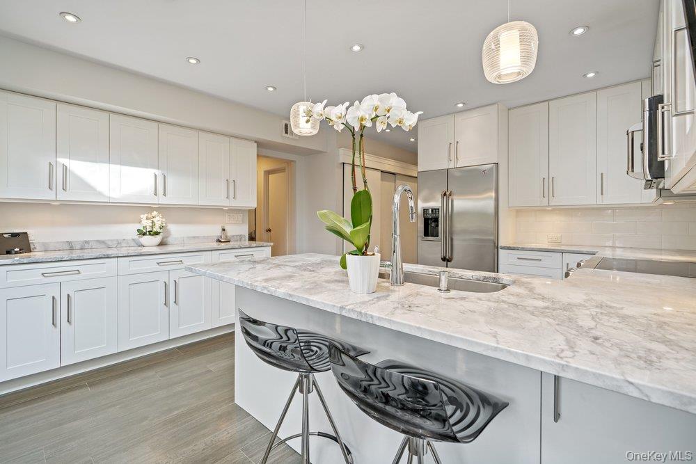 230 Hamlet Drive, Jericho, NY 11753