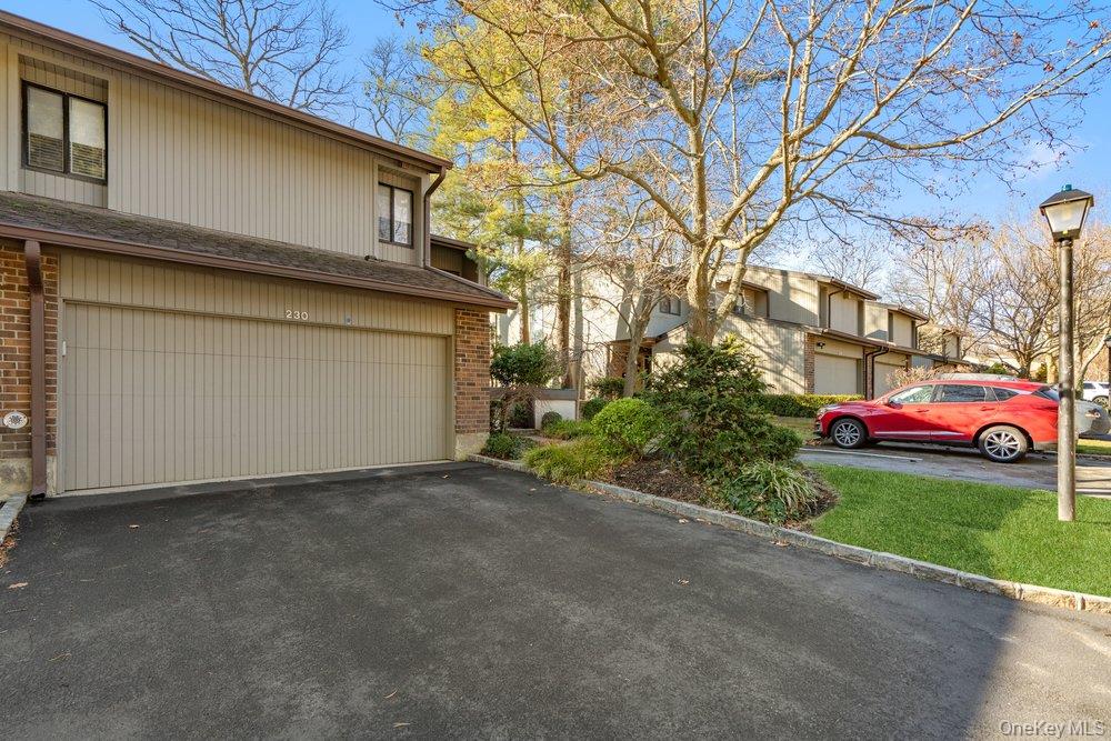 230 Hamlet Drive, Jericho, NY 11753